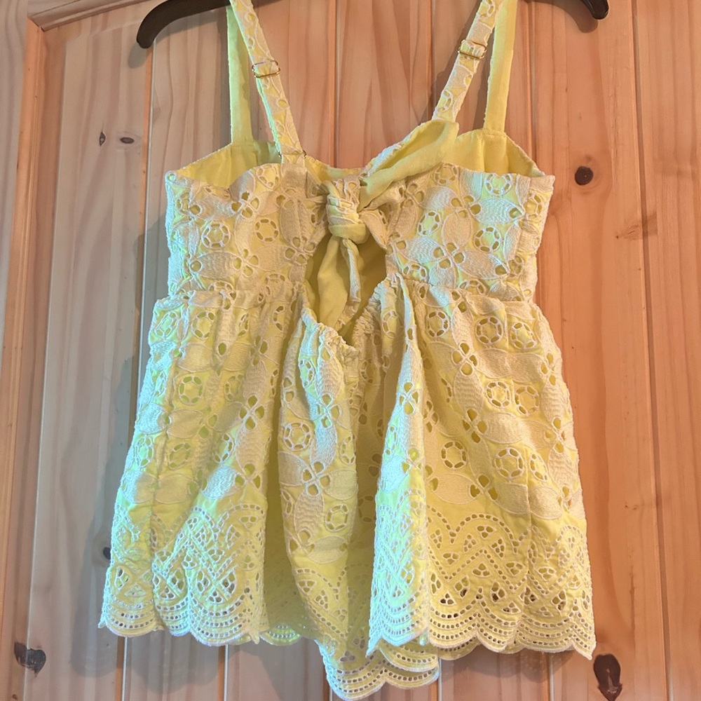 Lilly Pulitzer Shellegant Eyelet Bauble Yellow Top - Picture 3 of 4